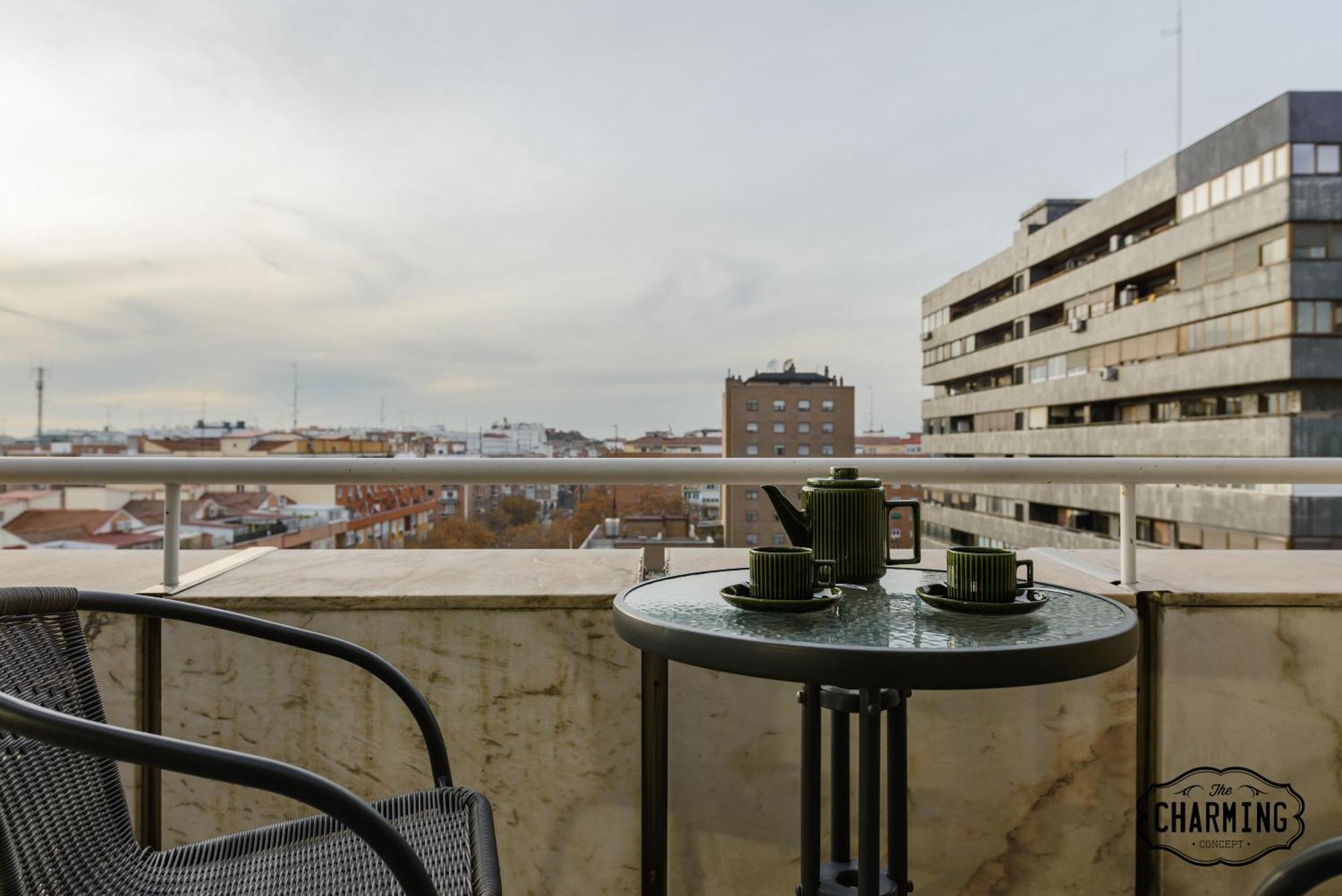 Апартаменти Charming Eurobuilding 2 Terrace Exclusive - Plaza De Parking Мадрид Екстер'єр фото